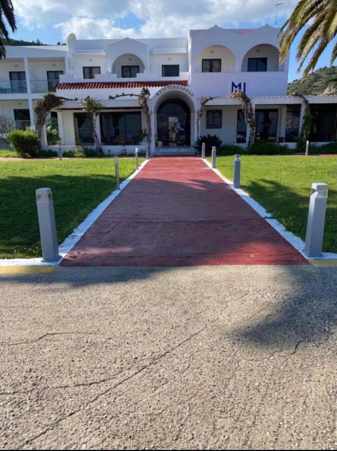 Mediterranean Hotel Карпатос Экстерьер фото